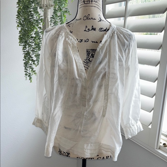 Eggshell Women's Blouse with lace accents - Picture 1 of 14